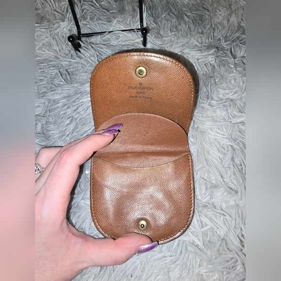 Louis Vuitton Vintage Signiture Mono Coin Pouch (RARE)(GUC)(READ DESCRIPTION) - Picture 5 of 7